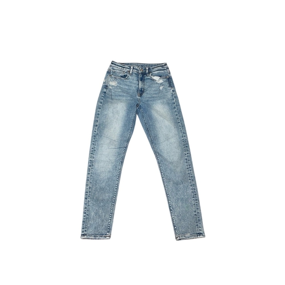 American eagle light wash mom jeans
